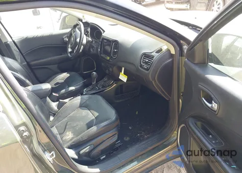 2019 Jeep Compass Limited 4X4 from USA, damaged, VIN 3C4NJDCBXKT773295